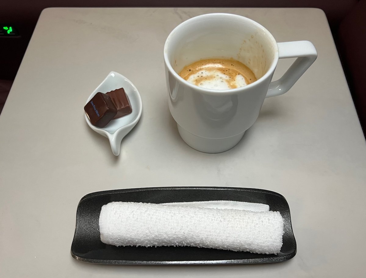 This image has an empty alt attribute; its file name is Japan-Airlines-First-Class-A350-134.jpeg